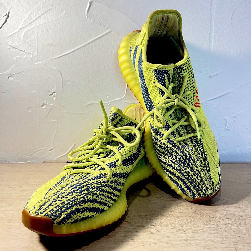 ADIDAS YEEZY BOOST Sneakers